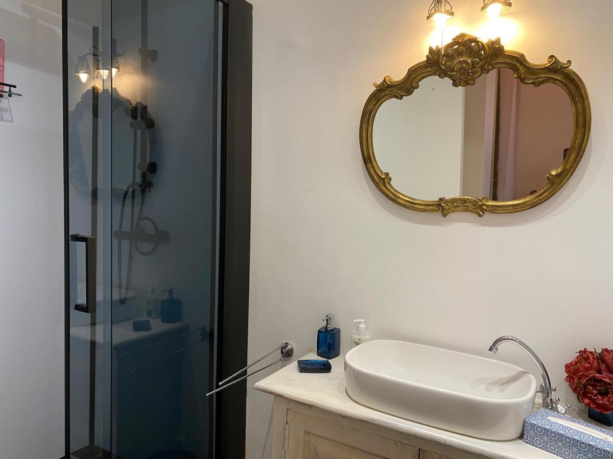 Appartement The Pink Studio - Exceptional Location In City Center - Unique & Elegant à Namur Extérieur photo